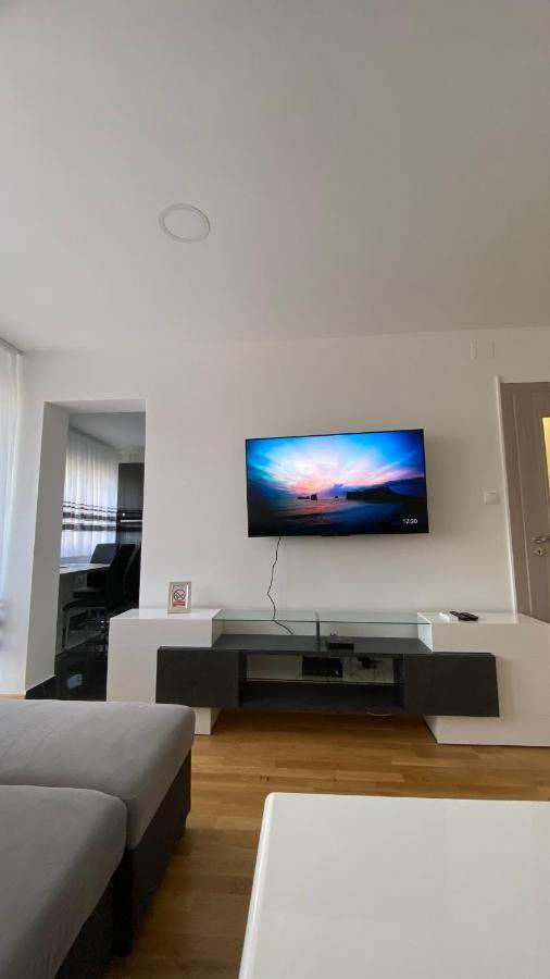 M.B.A. Apartments 카를로바츠 외부 사진