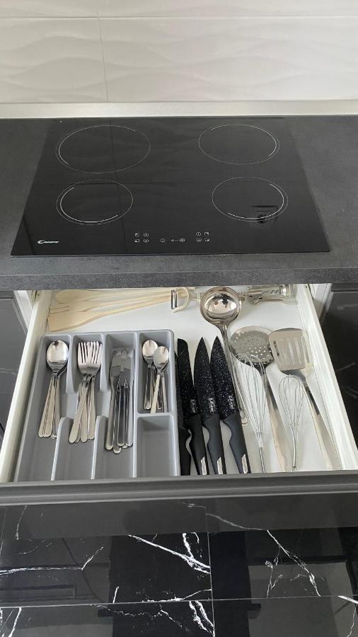 M.B.A. Apartments 카를로바츠 외부 사진